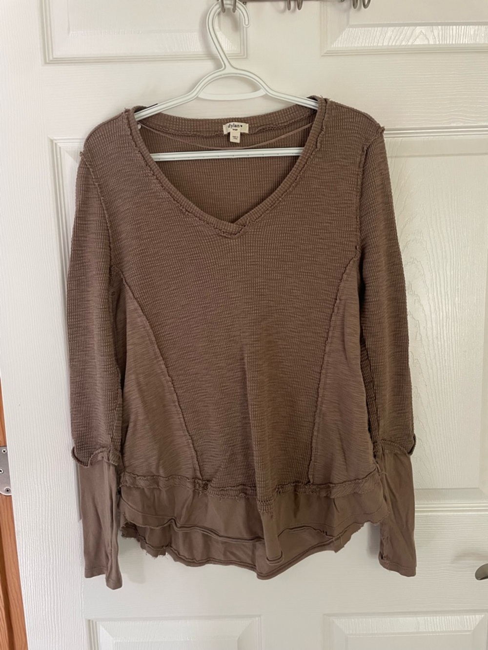 Dylan Brown V-Neck cotton Long Sleeve Top size L
